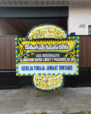 Papan Bunga Duka di Cikatomas